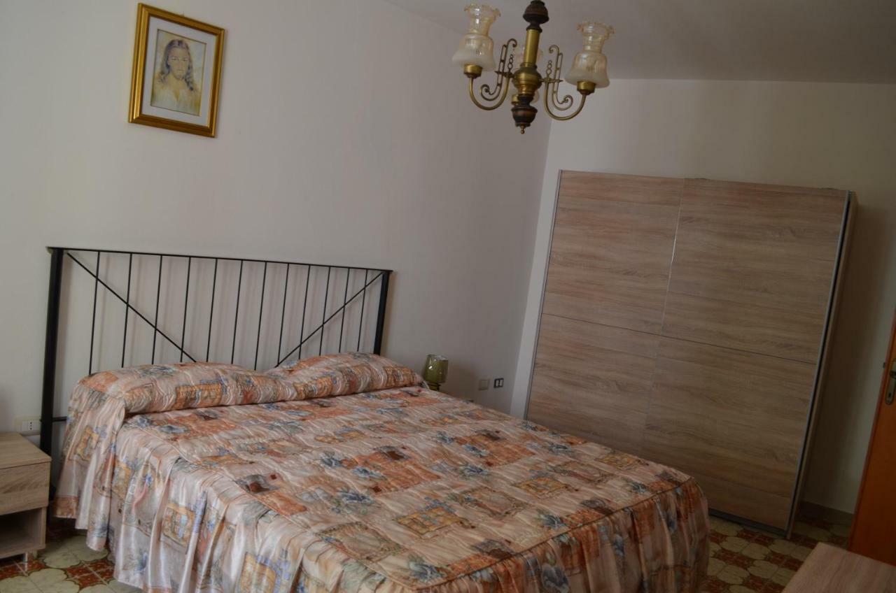 La Casa Di Angelo Hotel บอซา ภายนอก รูปภาพ