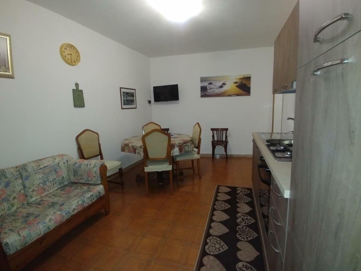 La Casa Di Angelo Hotel บอซา ภายนอก รูปภาพ